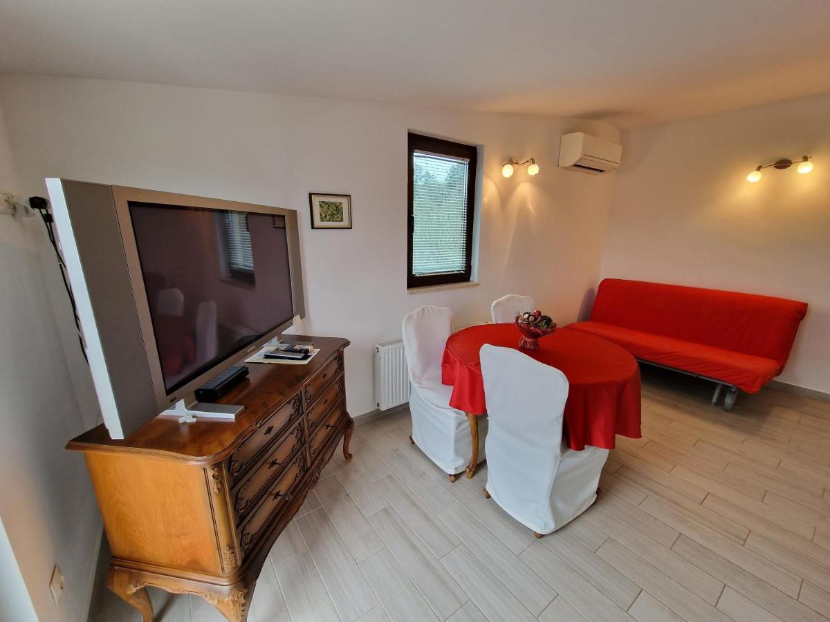 Keser Apartments Ρόβινι Εξωτερικό φωτογραφία