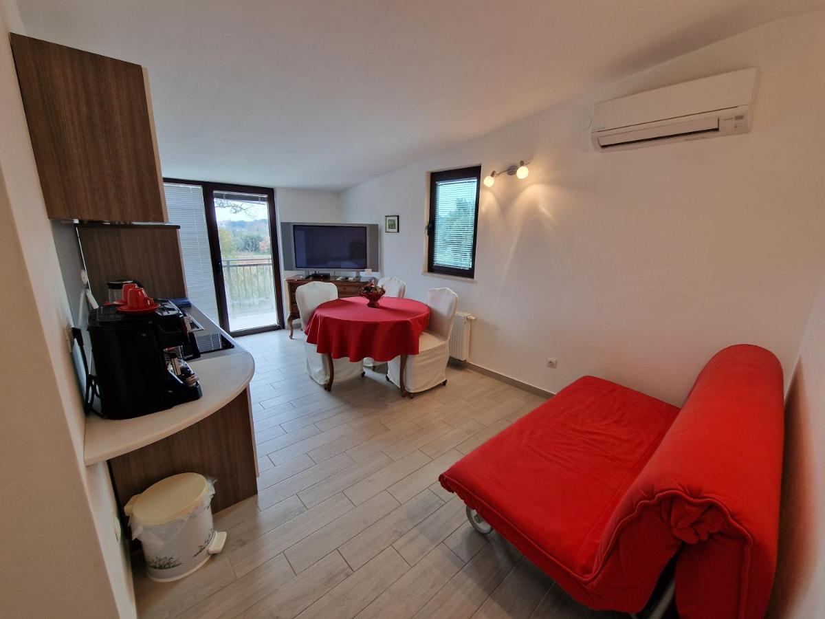 Keser Apartments Ρόβινι Εξωτερικό φωτογραφία