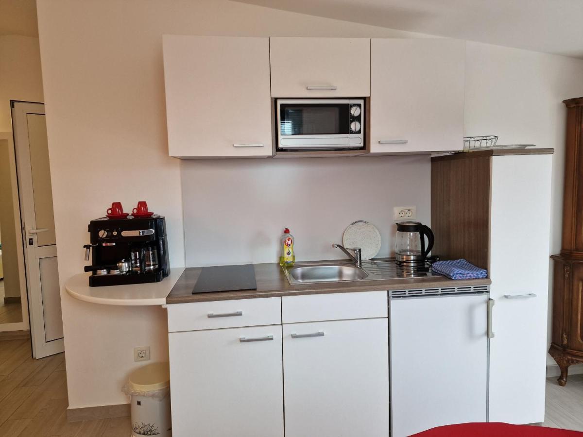 Keser Apartments Ρόβινι Εξωτερικό φωτογραφία