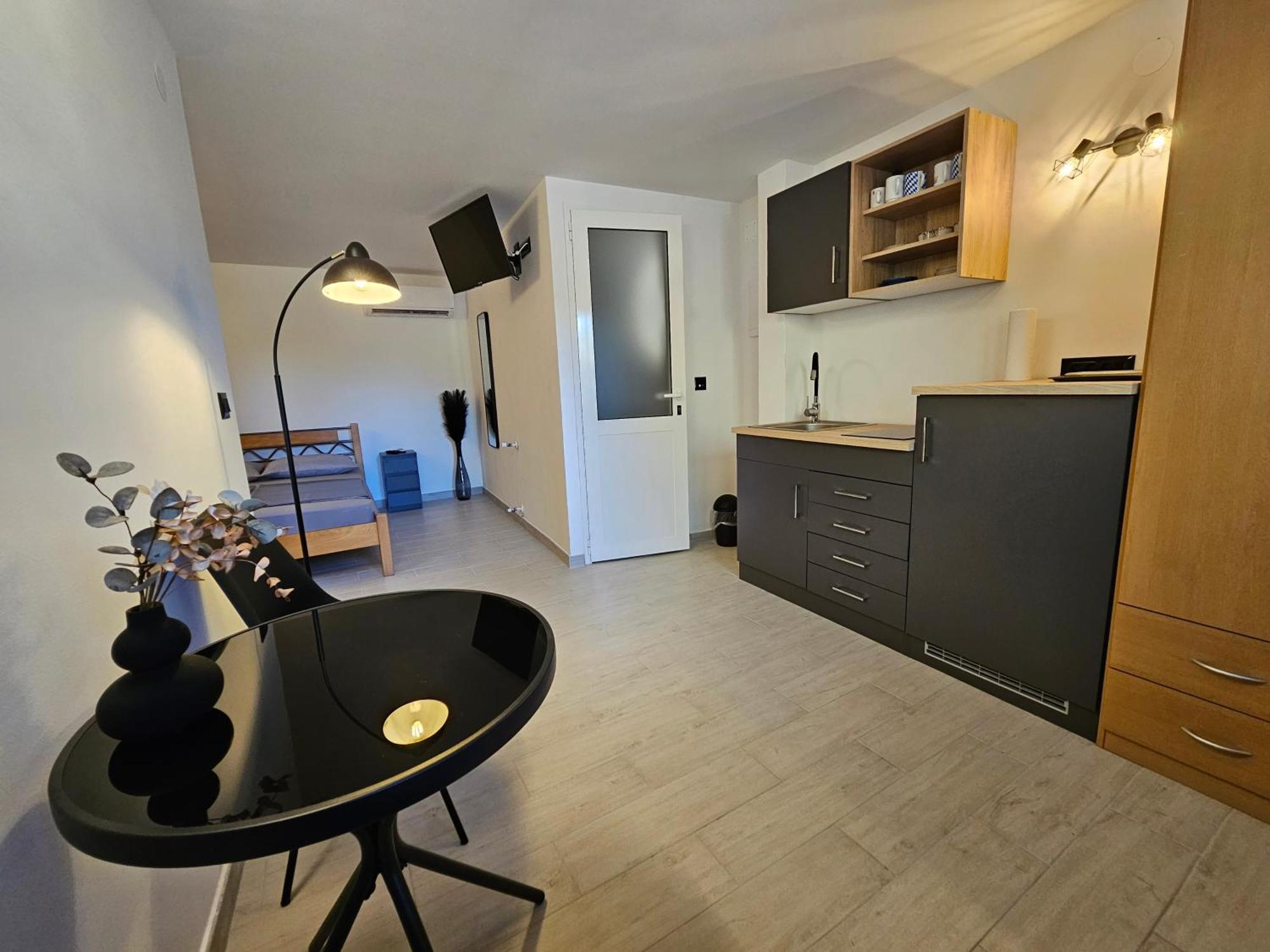 Keser Apartments Ρόβινι Εξωτερικό φωτογραφία