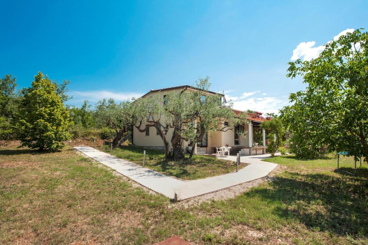 Keser Apartments Ρόβινι Εξωτερικό φωτογραφία