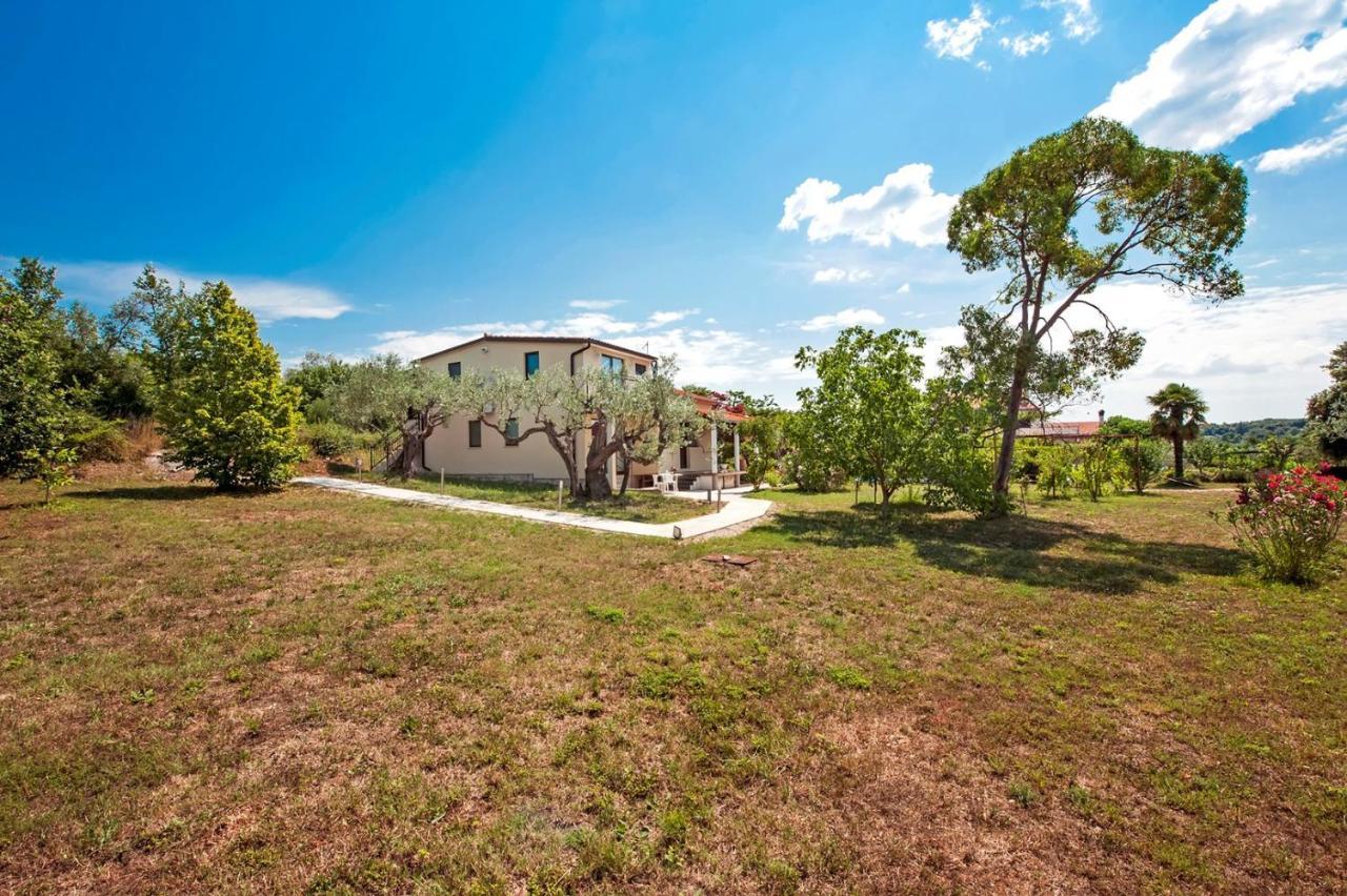 Keser Apartments Ρόβινι Εξωτερικό φωτογραφία