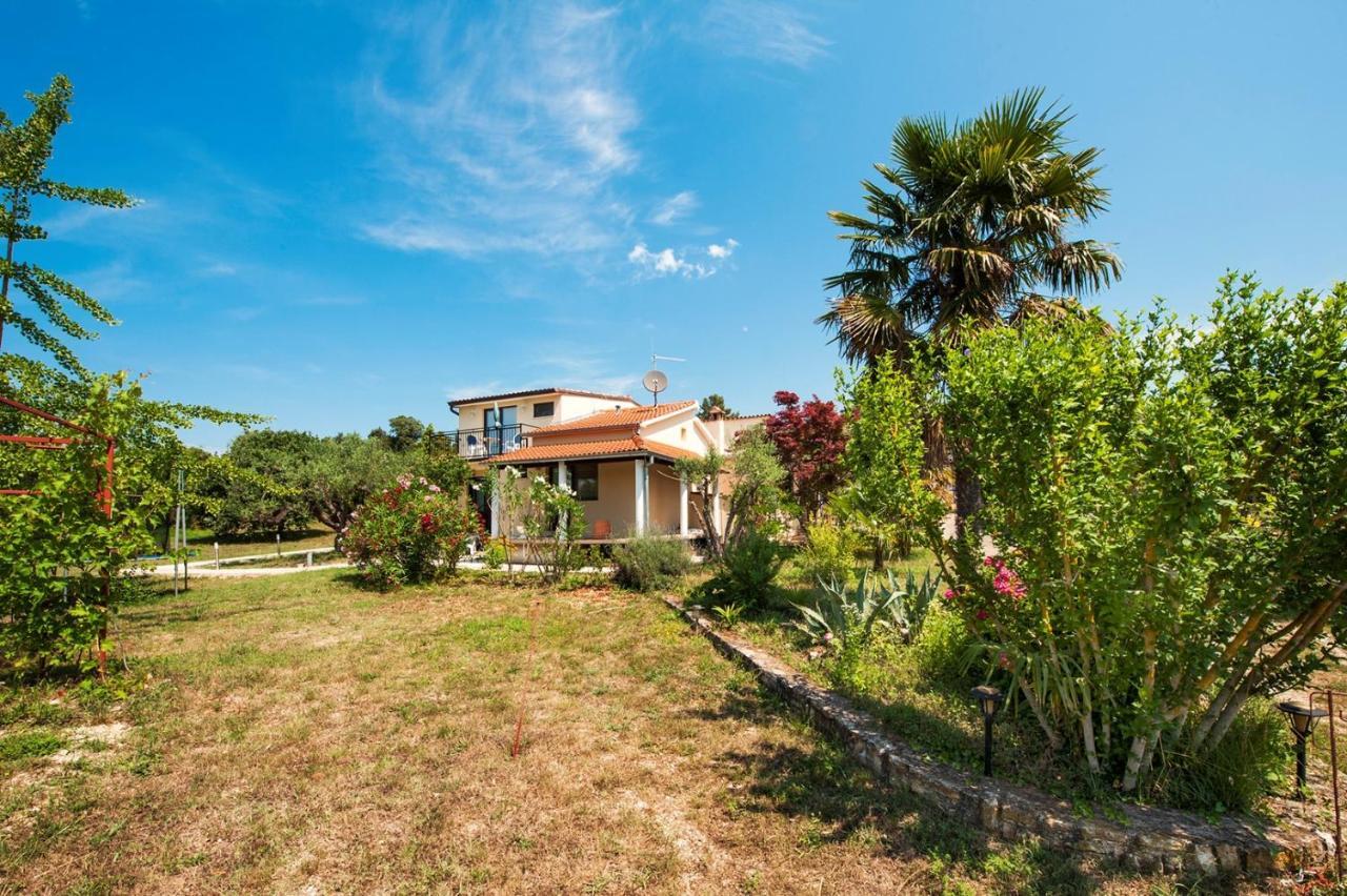 Keser Apartments Ρόβινι Εξωτερικό φωτογραφία