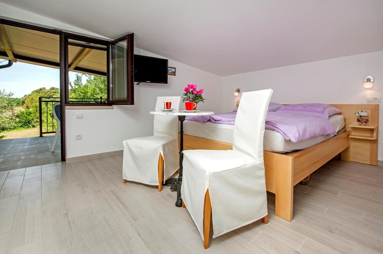 Keser Apartments Ρόβινι Εξωτερικό φωτογραφία