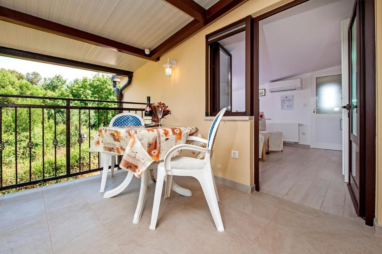 Keser Apartments Ρόβινι Εξωτερικό φωτογραφία